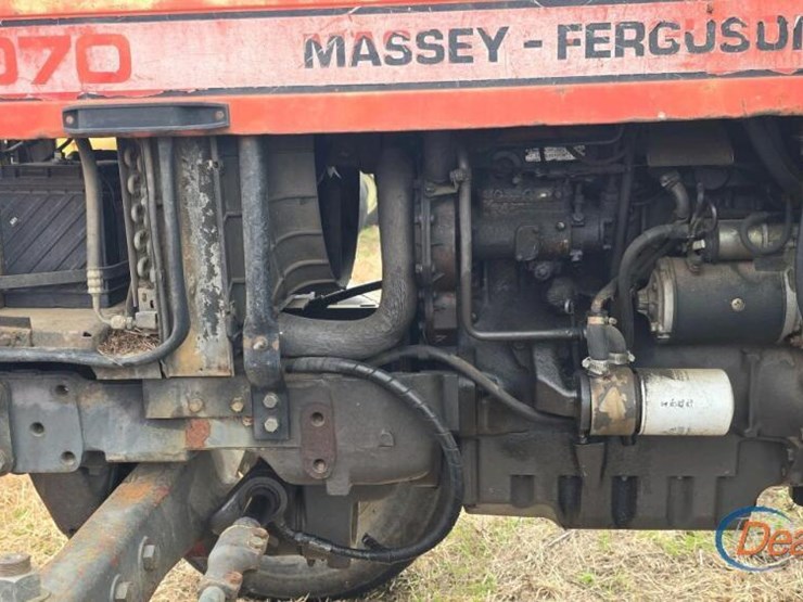 massey-ferguson-3070-tractor,-s/n-p083033:-cab-image-18