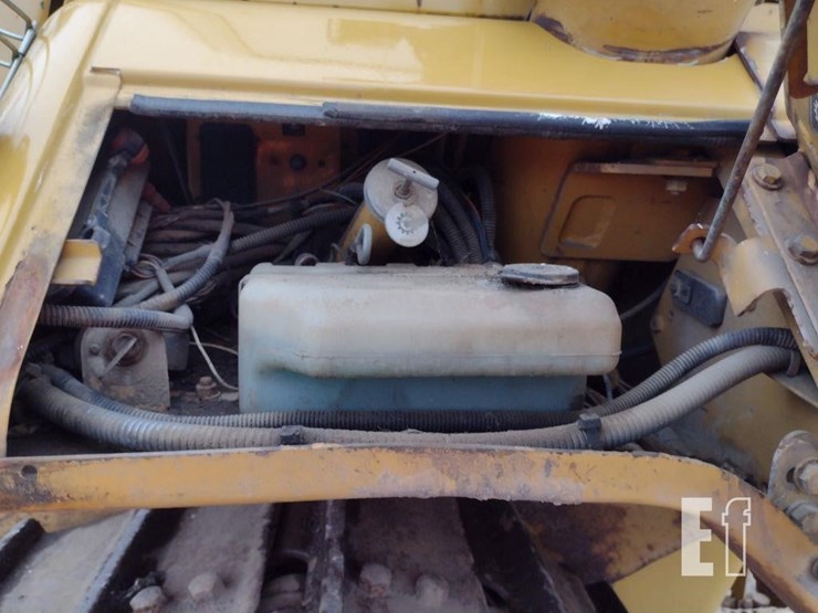 2006-caterpillar-d6n-xl-image-41