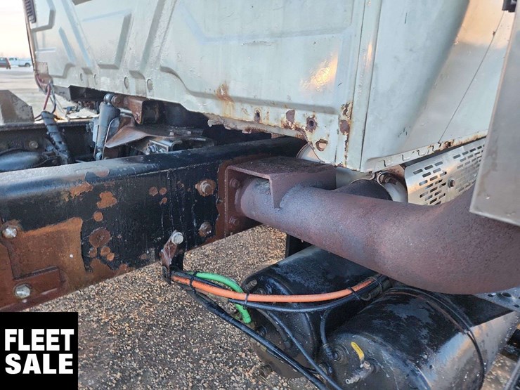 2005-international-workstar-7400-image-34