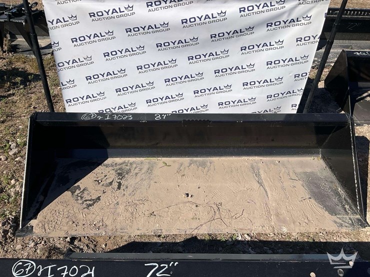 2025-swict-84in.-skid-steer-bucket-attachment-image-1