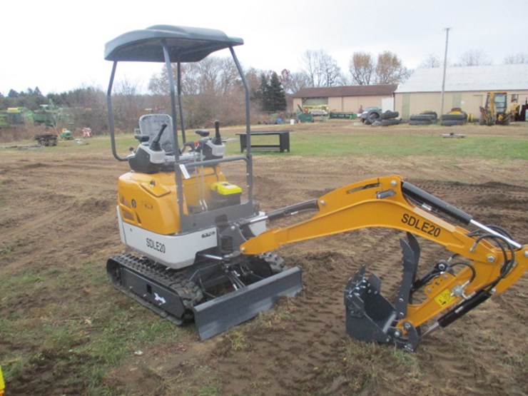 #6567-•-sdle20-yanmar-diesel-mini-excavator-image-1