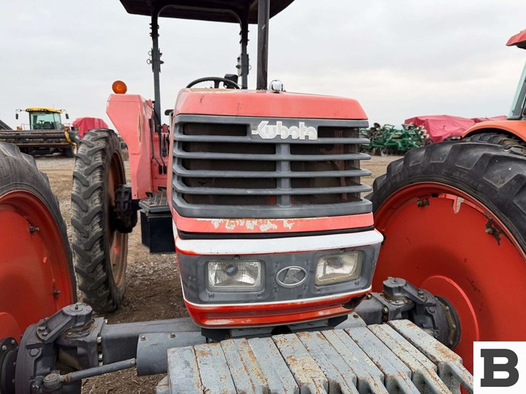 kubota-m9000-image-8