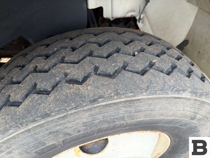 international-4400-image-13