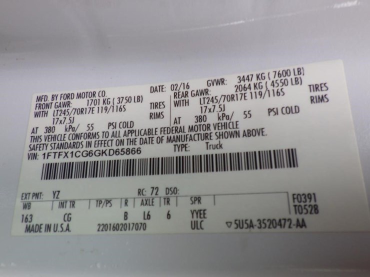 2016-ford-f150-image-14