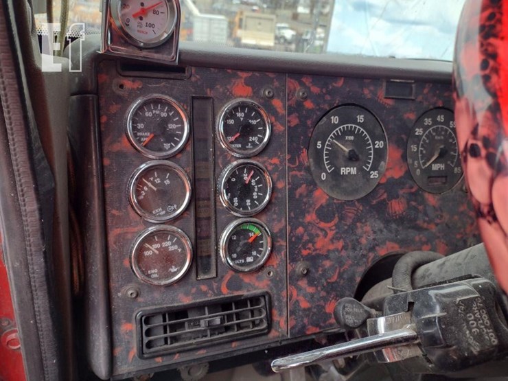 2000-international-9900-image-9