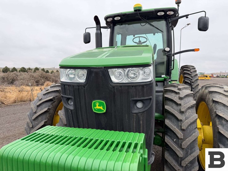 2012-john-deere-8335r-image-11