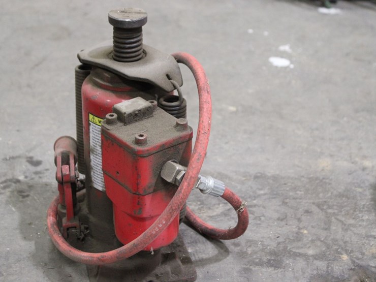 atd-air/hydraulic-20-ton-bottle-jack-image-2