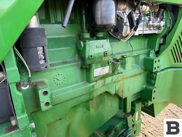 1997-john-deere-8300-image-46