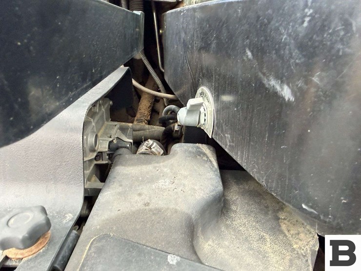 new-holland-t8.330-image-78