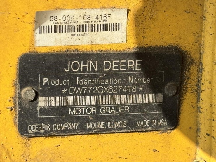 2010-deere-772g-image-2