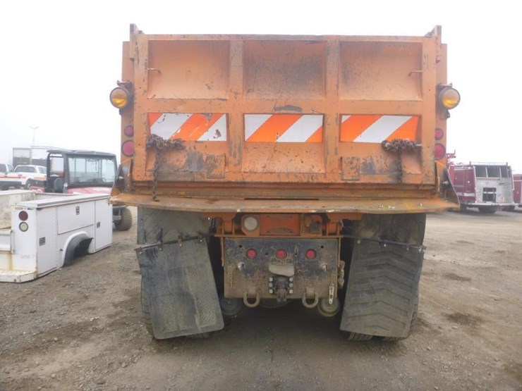 2001-international-2574-image-5