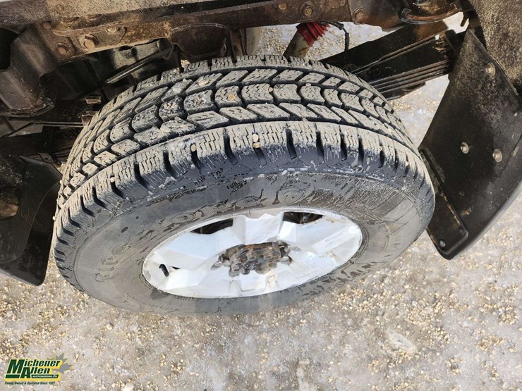 2017-gmc-sierra-3500hd-image-11