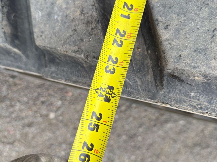 2014-case-ih-steiger-370-rowtrac-image-14