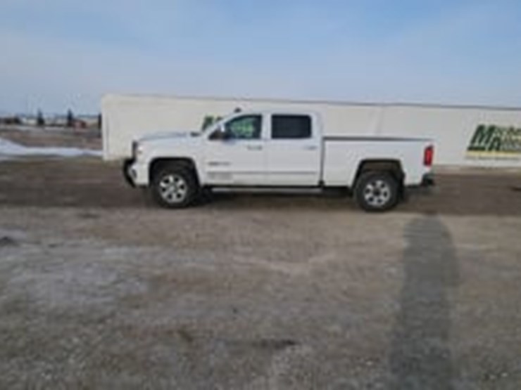 2017-gmc-sierra-3500hd-image-5