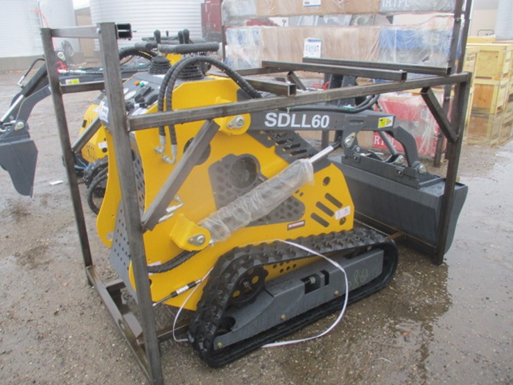 #6861-•-sdll60-skid-steer-loader-image-4