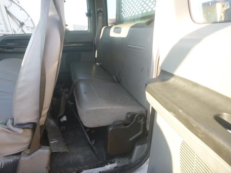 2005-ford-f250-image-8