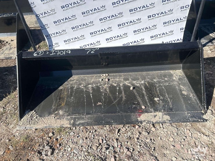 2025-swict-72in.-bucket-skid-steer-attachment-image-1