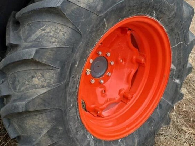 2023-kubota-la1055-image-4