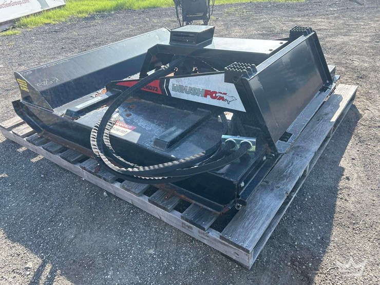 2025-brushfox-xhd72-72in-rotary-brush-cutter-skid-steer-attachment-image-2