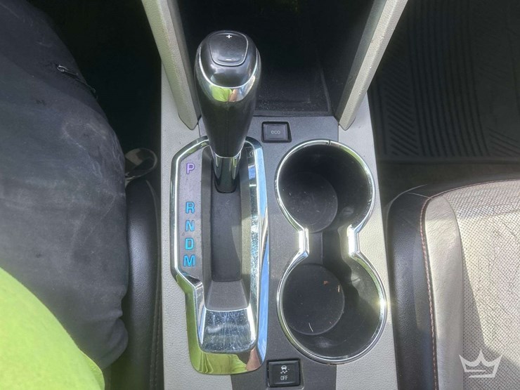 2017-chevrolet-equinox-image-16