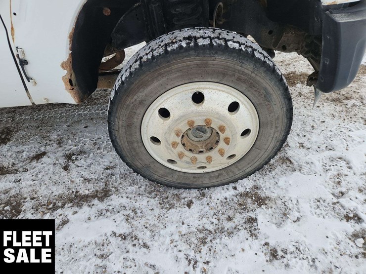 2013-ford-f450-image-13