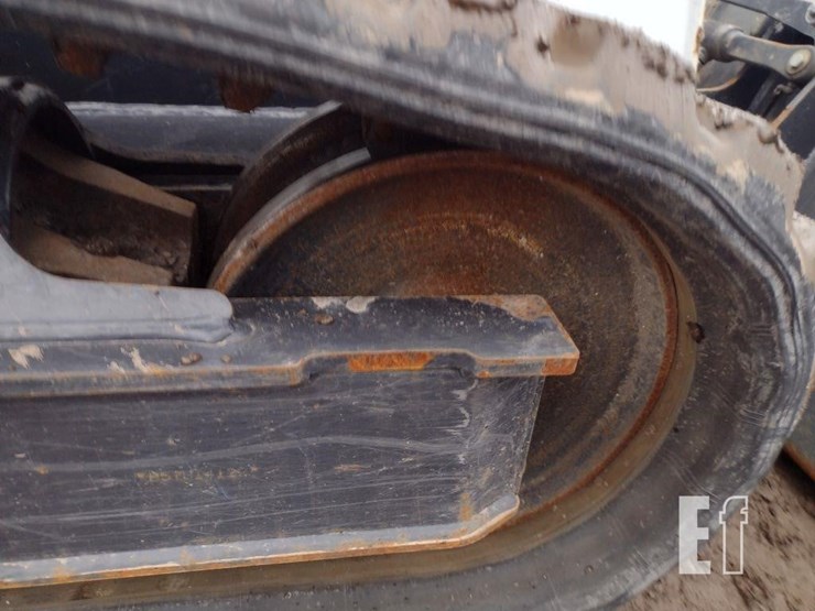 2022-bobcat-t595-image-25