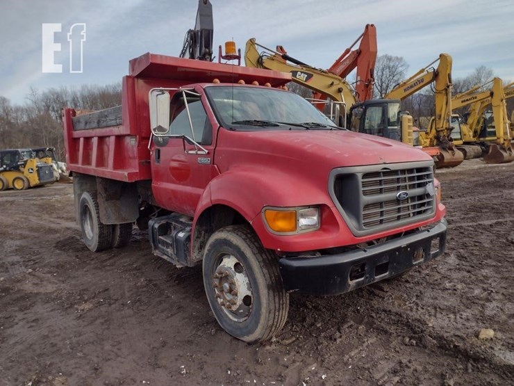 2003-ford-f650-image-32