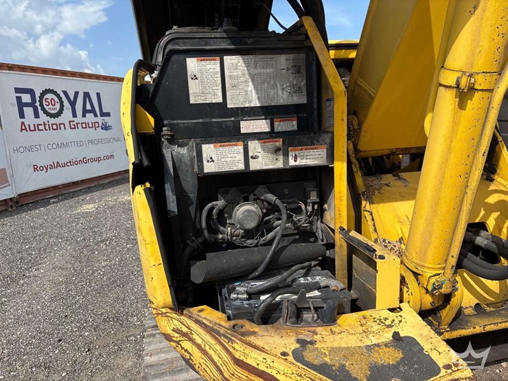 2005-kobelco-135sr-image-21