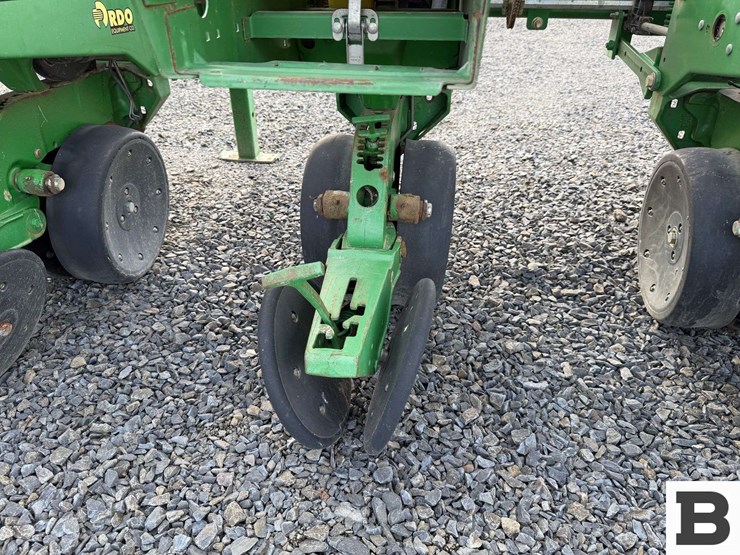 john-deere-1720-image-40