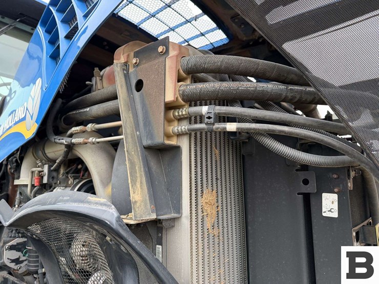 new-holland-t8.330-image-62