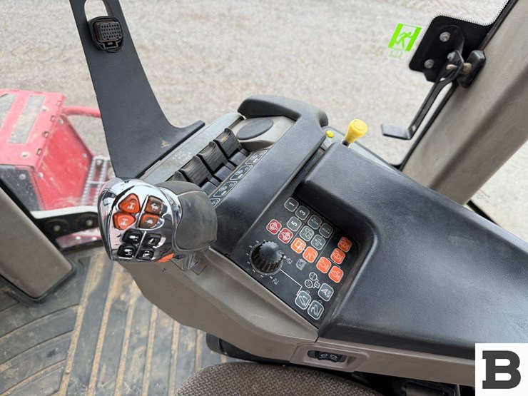 2014-case-ih-steiger-370-rowtrac-image-81