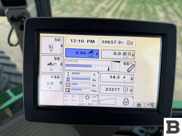 2012-john-deere-7215r-image-75