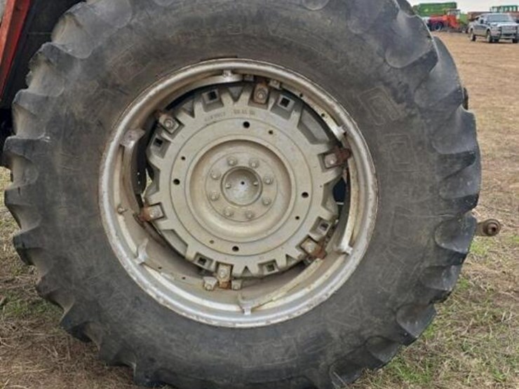 massey-ferguson-3070-tractor,-s/n-p083033:-cab-image-12