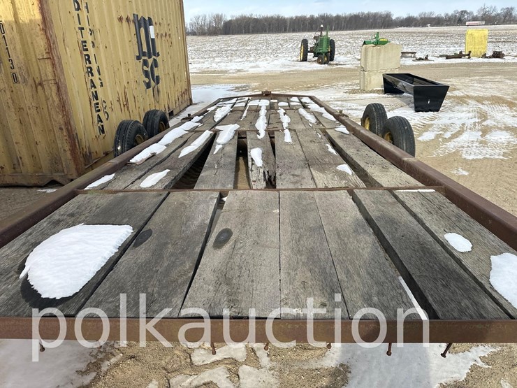 2735---planter-trailer-image-2