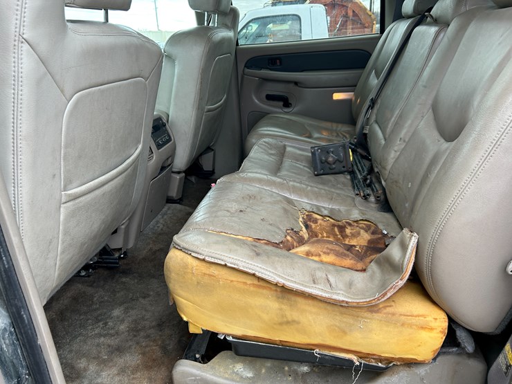 #37770-•-chevrolet-avalanche-4x4-pickup-vin:-3gnke13t83g169931-image-4