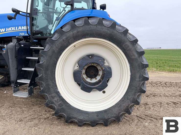 new-holland-t8.330-image-28