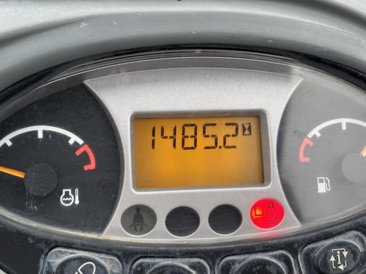 2021-bobcat-e20-image-48