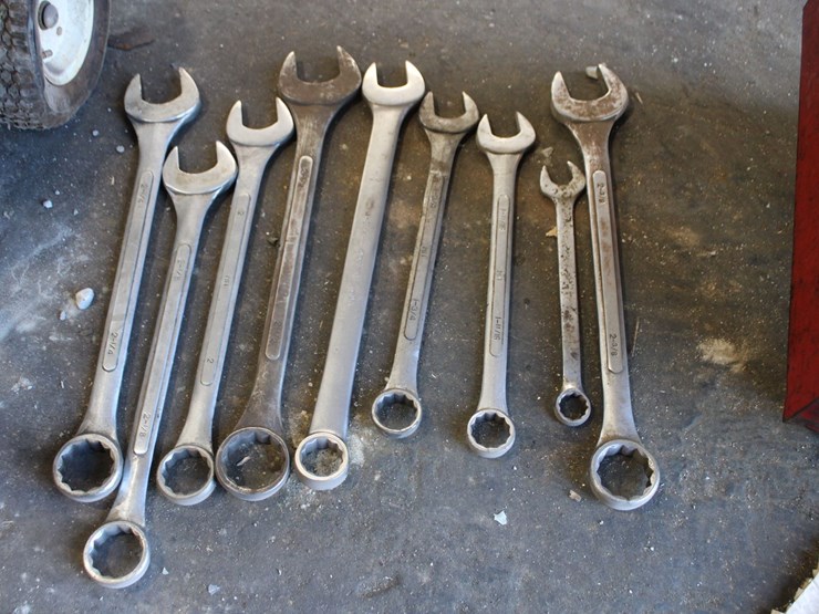set-of-various-wrenches-image-1