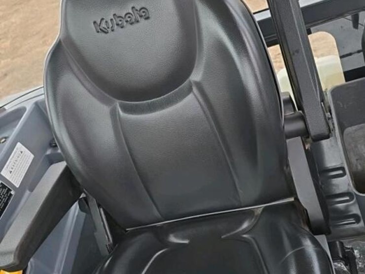 2023-kubota-la1055-image-5