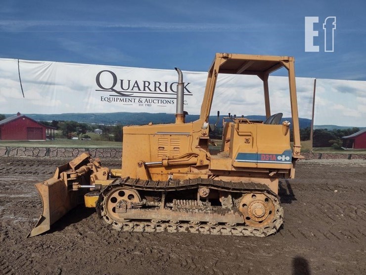 komatsu-d31a-17-image-1