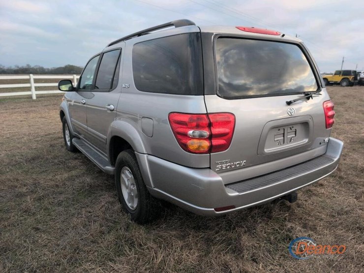 2003-toyota-sequoia-image-2