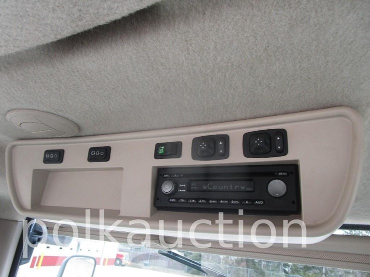 2014-john-deere-8295r-image-20