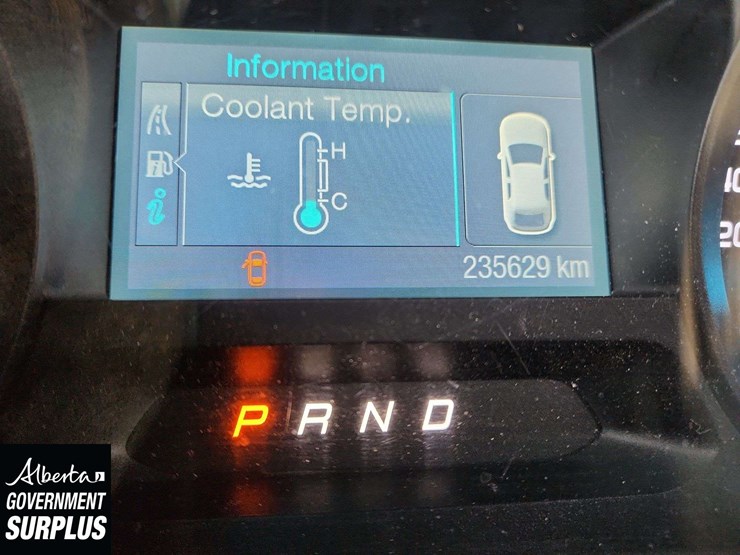 2013-ford-explorer-image-25