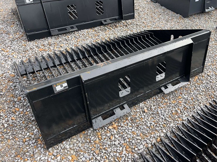 sliding-loader-sieve-shovel-image-3