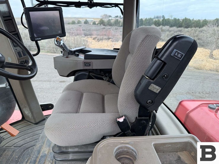 2012-case-ih-600-image-93