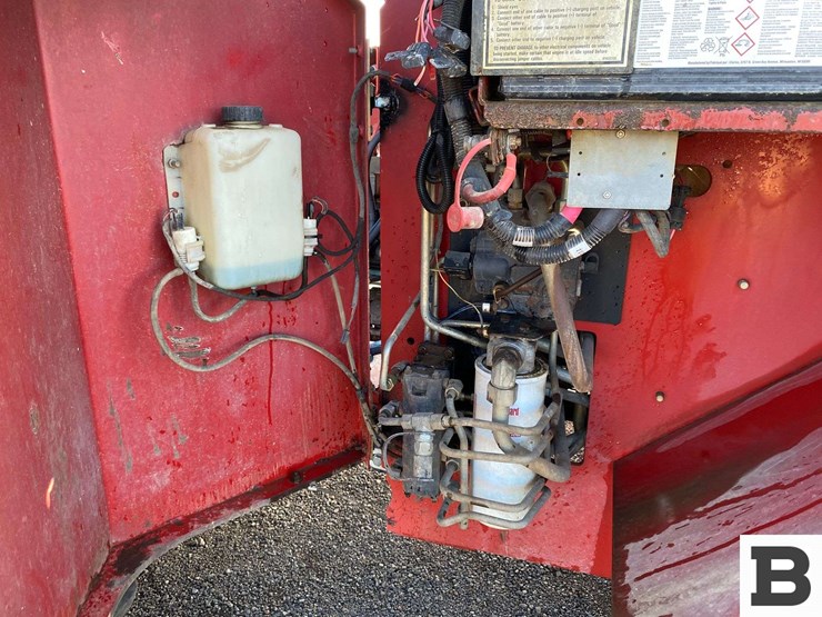 2007-case-ih-480-image-65