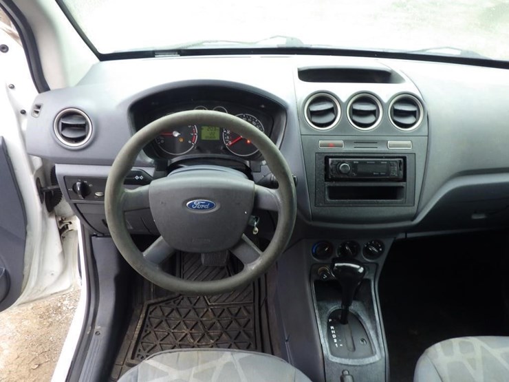 2010-ford-transit-connect-image-9