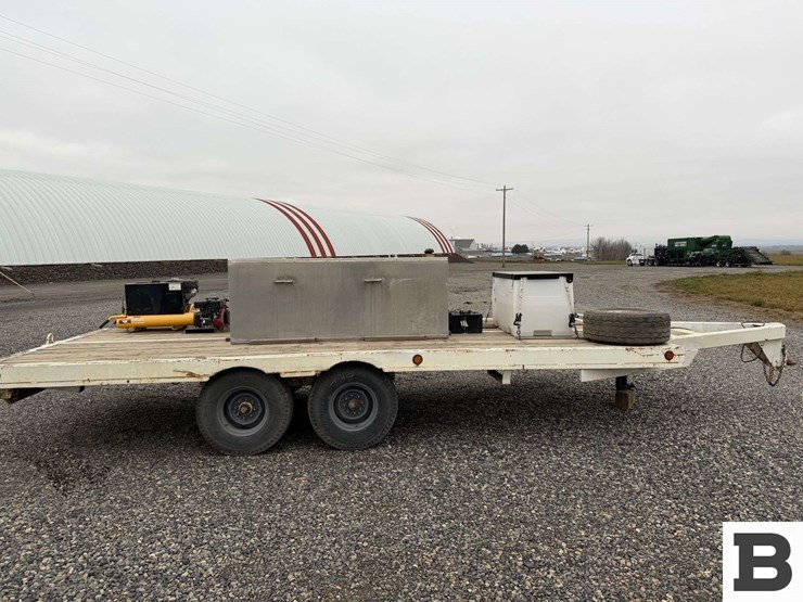 custom-flatbed-image-9