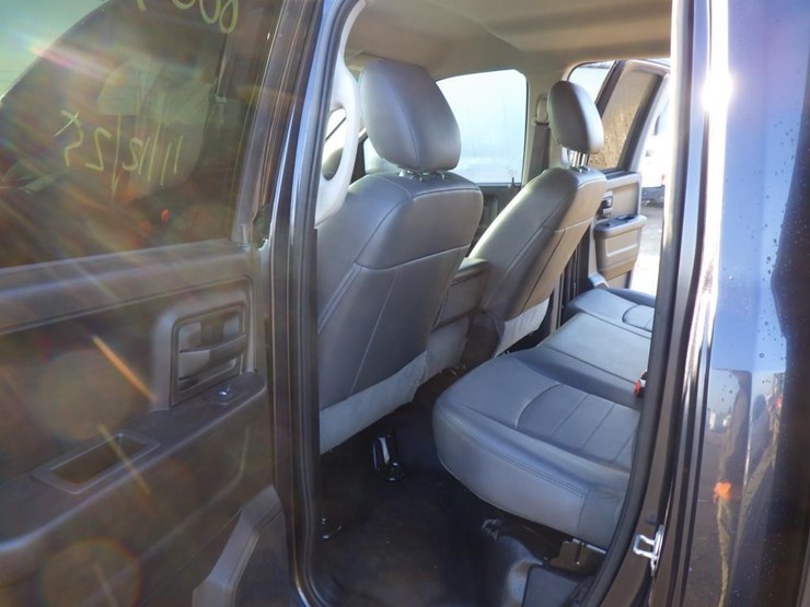 2016-dodge-1500-image-7