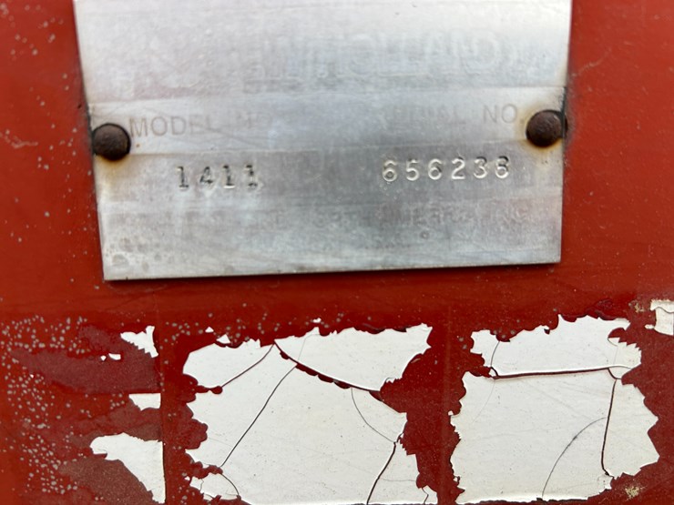 new-holland-1411-image-10